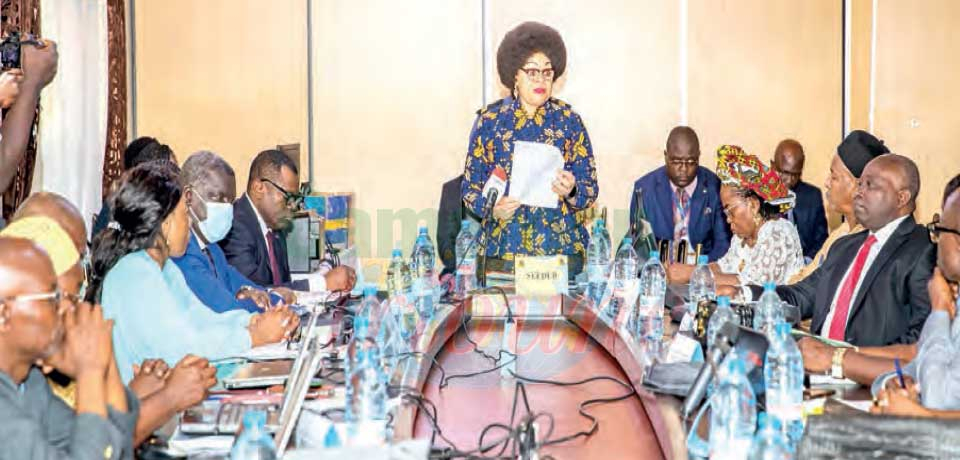 Education de base: Les préparatifs des examens lancés