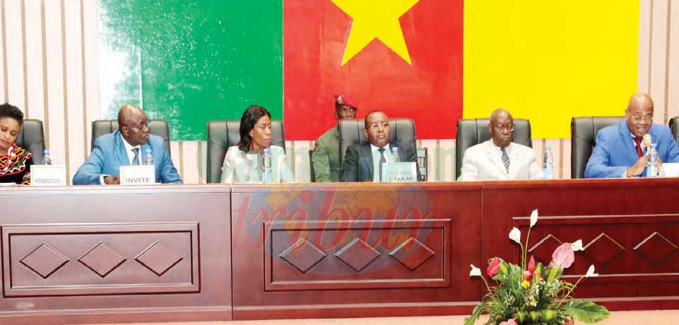 A cross-section of dignitaries during the gathering. A cross-section of dignitaries during the gathering.