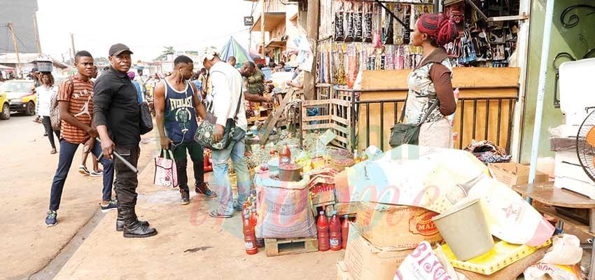 Yaounde : Shopping Centres Review Activities