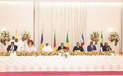 The State dinner was a kick-starter to the summit. The State dinner was a kick-starter to the summit.