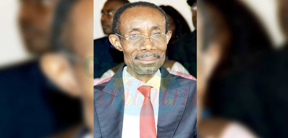 M. Ottou Omgba, inspecteur coordonnateur général de Lettres, Arts et Langues au ministère des Enseignements secondaires. M. Ottou Omgba, inspecteur coordonnateur général de Lettres, Arts et Langues au ministère des Enseignements secondaires.