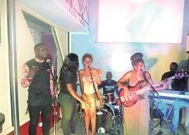 Show: Douala Discovers Eson