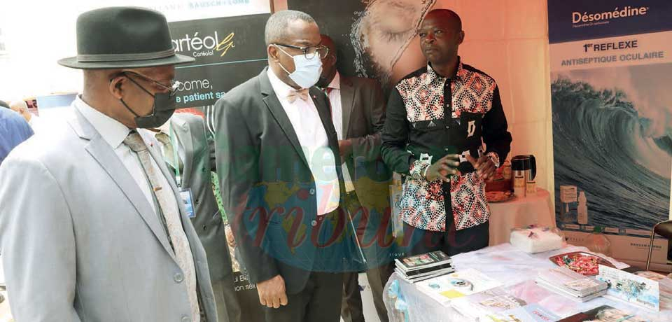 Eye specialists display their know-how in managing vision related problems in Cameroon. Eye specialists display their know-how in managing vision related problems in Cameroon.