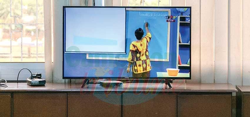 Ecole à distance : la télé s’y met Ecole à distance : la télé s’y met