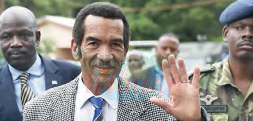 Botswana : un mandat d’arrêt contre Ian Khama