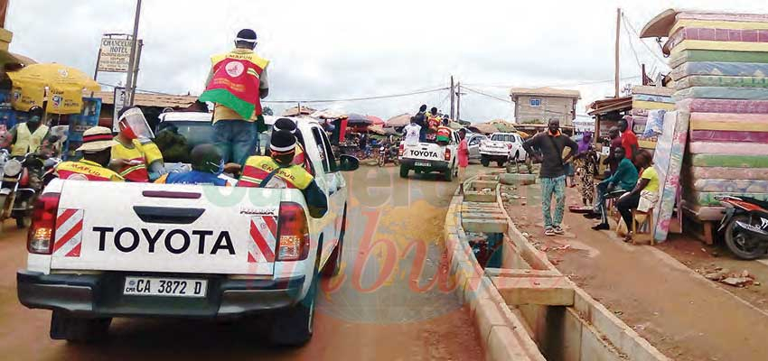 Bertoua : une caravane motorisée dans les rues