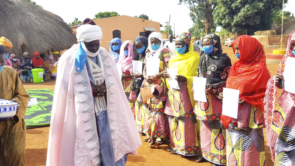 Adamaoua : douze femmes intronisées notables