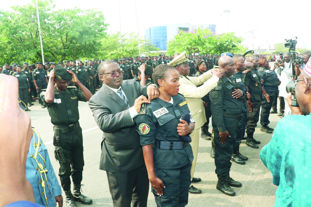 1.139 Police Officers Received Epaulettes