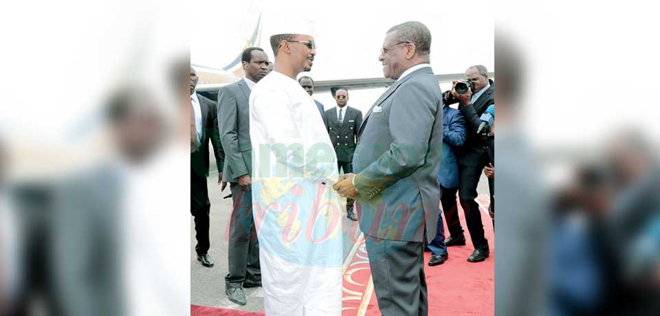 Le président du Conseil militaire de transition et chef de l’Etat tchadien et le président de la République gabonaise ont été hier où ils ont été accueillis par le Premier ministre, chef du gouvernement, Joseph Dion Ngute.