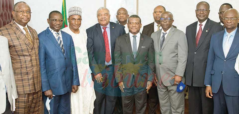 Star Building : PM Receives Regional Council Presidents Star Building : PM Receives Regional Council Presidents