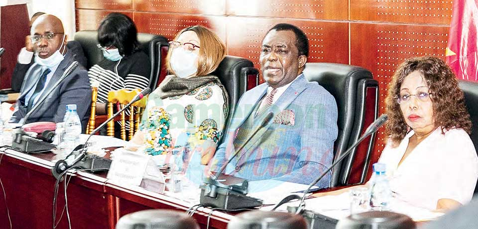 Parent Teacher Associations : Regulating Education Body Parent Teacher Associations : Regulating Education Body