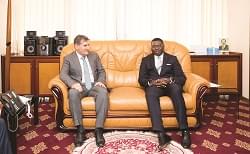 Palais de l'Unité: des investisseurs libyens reçus