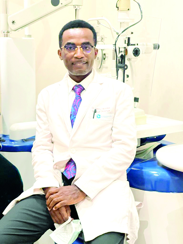 Dr Henry Nkumbe, directeur général du Magrabi ICO Cameroon Eye Institute d’Obak.