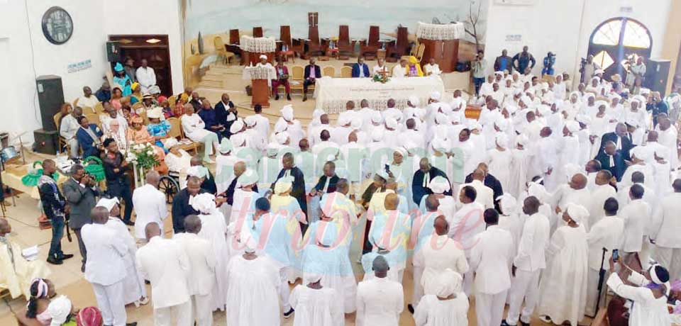 La cérémonie y relative s’est déroulée dimanche à Yaoundé en présence du révérend Alexandre Billa Mbenga, président de l’Eglise évangélique du Cameroun. La cérémonie y relative s’est déroulée dimanche à Yaoundé en présence du révérend Alexandre Billa Mbenga, président de l’Eglise évangélique du Cameroun.