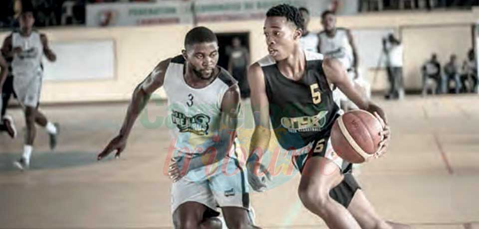 Basketball : Epic Fight For Title