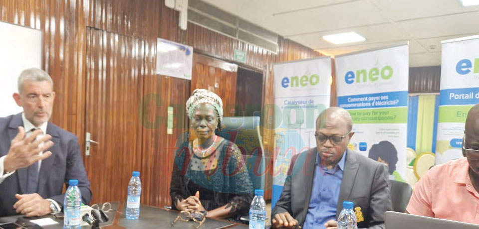 Face à la presse vendredi dernier, le Directeur général d’Energy of Cameroon, Amine Homman Ludiye a fait le point sur la situation. Face à la presse vendredi dernier, le Directeur général d’Energy of Cameroon, Amine Homman Ludiye a fait le point sur la situation.