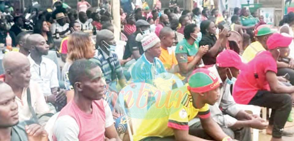 Fan Zone : Mfou dans la danse