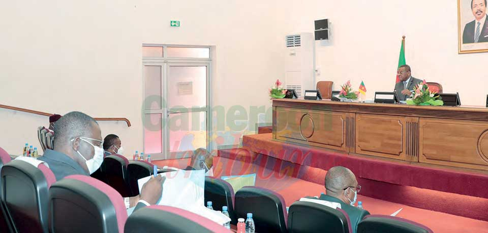 Prime Minister Dion Ngute giving instructions to government on tackling emerging diseases. Prime Minister Dion Ngute giving instructions to government on tackling emerging diseases.