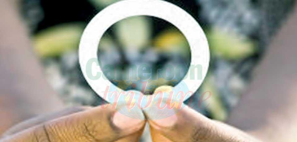 Contraception : c’est quoi l’anneau vaginal ? Contraception : c’est quoi l’anneau vaginal ?
