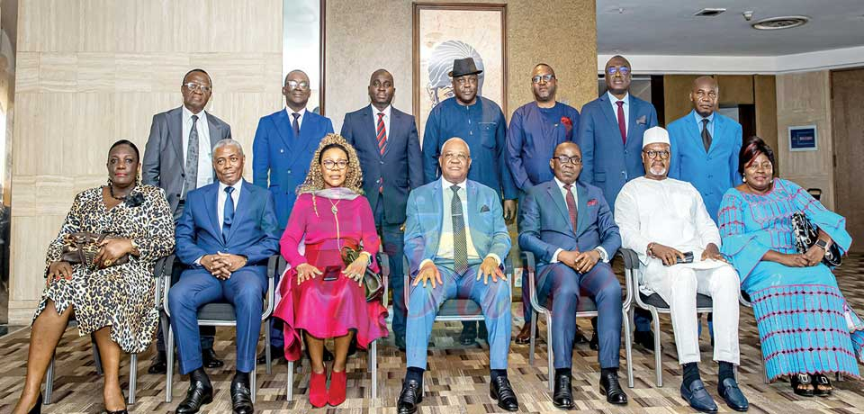 Cinquantenaire de Cameroon Tribune : la direction générale félicitée Cinquantenaire de Cameroon Tribune : la direction générale félicitée