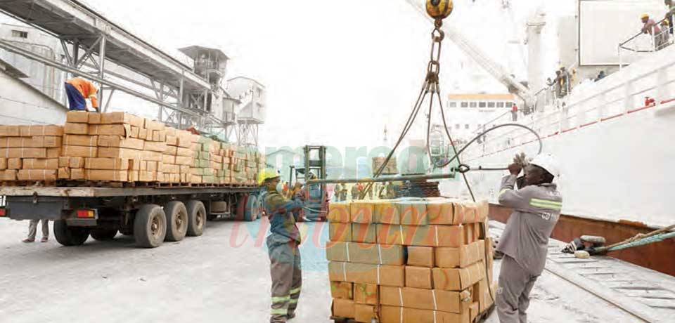 Importation de marchandises : des bureaux de douanes suspendus Importation de marchandises : des bureaux de douanes suspendus