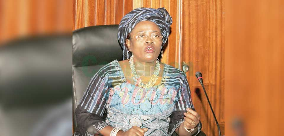 Minette Libom Li Likeng, ministre des Postes et Télécommunications. Minette Libom Li Likeng, ministre des Postes et Télécommunications.