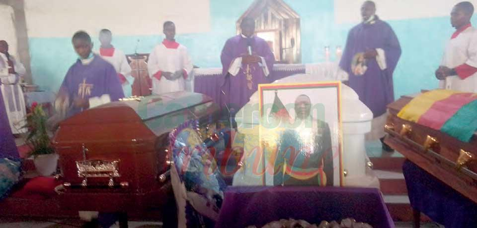 Ekondo Titi : Farewell To Slain Officials