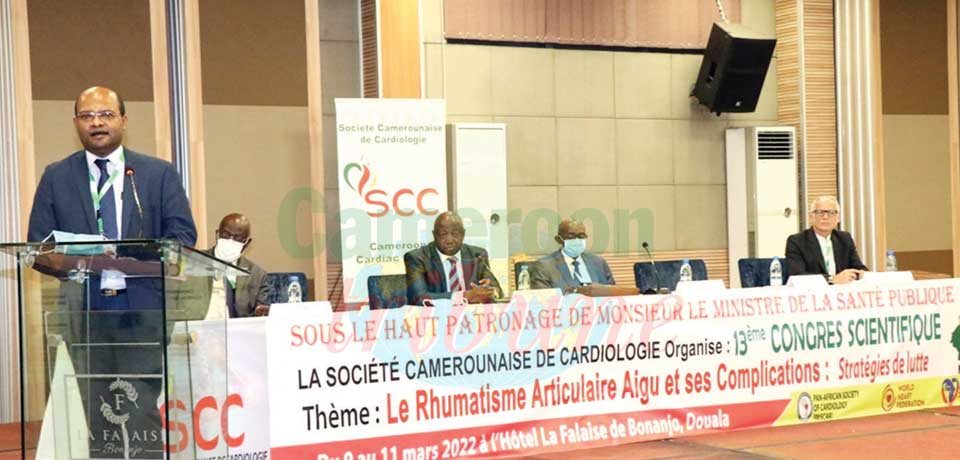 Ensemble pour barrer la route aux cardio-pathologies. Ensemble pour barrer la route aux cardio-pathologies.