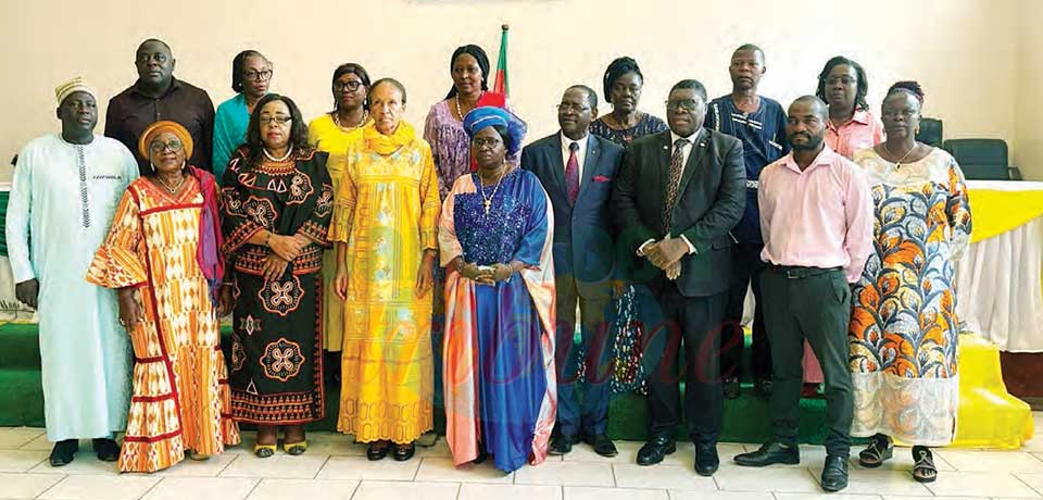 Promotion de l’alphabétisation : le gouvernement et les communes s’associent Promotion de l’alphabétisation : le gouvernement et les communes s’associent