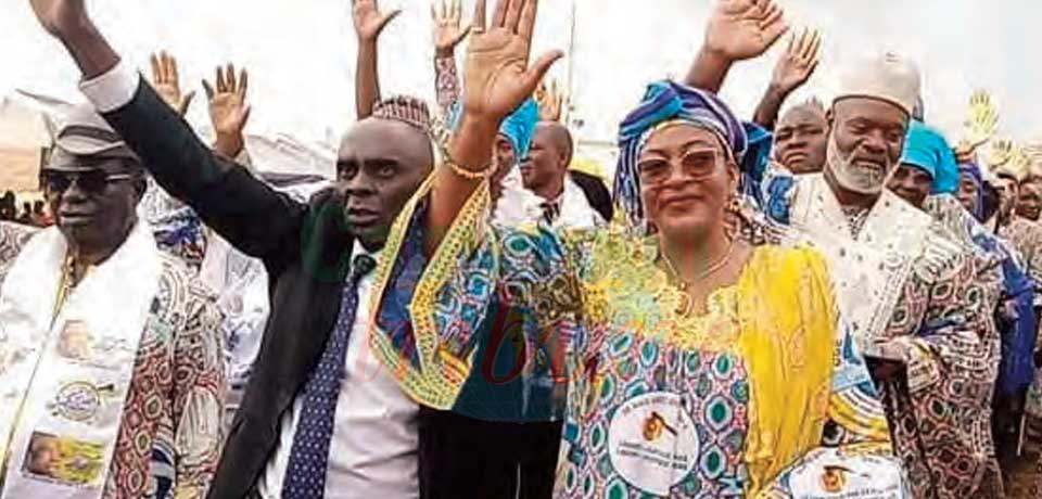 Political Parties : Renewal Wind Blows Across