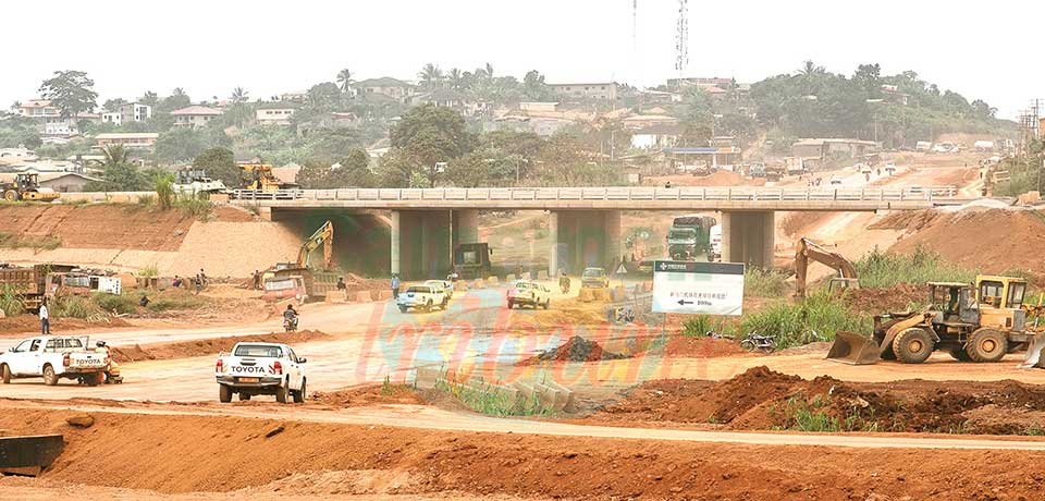Autoroute Yaoundé-Nsimalen : place aux derniers aménagements Autoroute Yaoundé-Nsimalen : place aux derniers aménagements