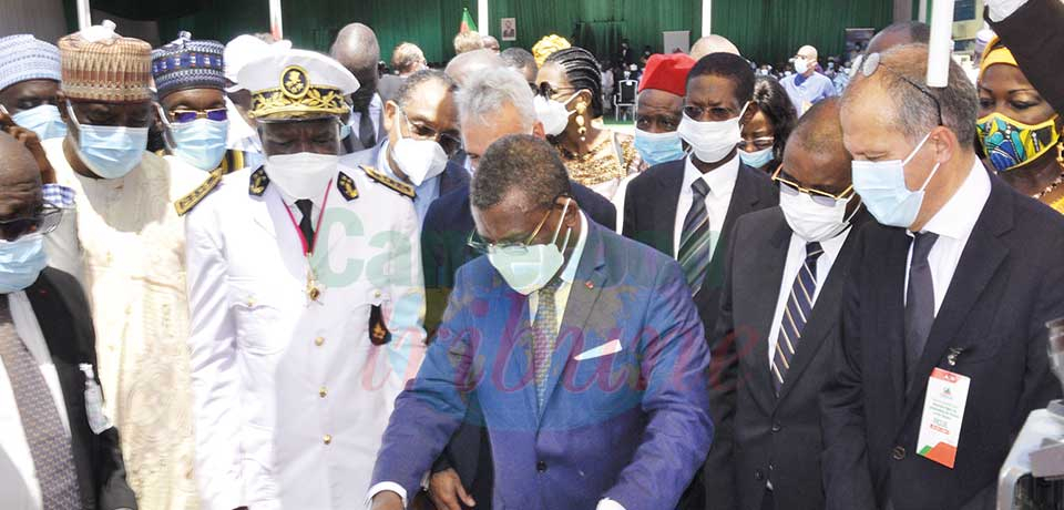 Au nom du chef de l’Etat, le Premier ministre, chef du gouvernement, Joseph Dion Ngute, a posé hier la première pierre de la nouvelle ligne de production de clinker et de ciment de la Cimencam. Au nom du chef de l’Etat, le Premier ministre, chef du gouvernement, Joseph Dion Ngute, a posé hier la première pierre de la nouvelle ligne de production de clinker et de ciment de la Cimencam.