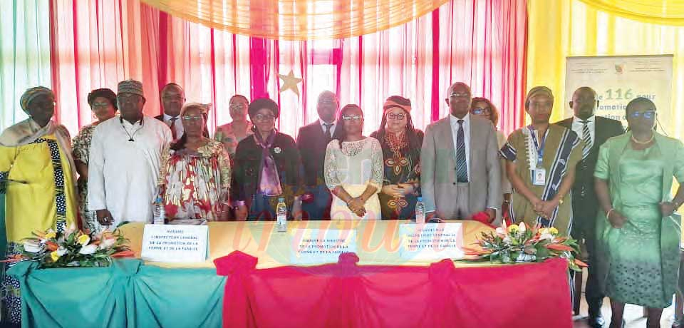 Accès au financement des femmes rurales : des pistes de solutions Accès au financement des femmes rurales : des pistes de solutions