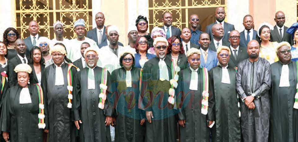 Cour suprême: Une trentaine de comptables publics prêtent serment Cour suprême: Une trentaine de comptables publics prêtent serment