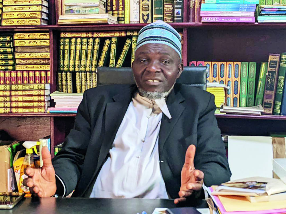 Fifty-five-year-old Alhadji Mohammed Aboubakar, the Imam of Buea central mosque is a perfect example of a polyglot, a social mixer and a spiritual leader of his own class. The man Aboubakar, speaks Fulfulde, Arabic, French, English and his mother tongue W