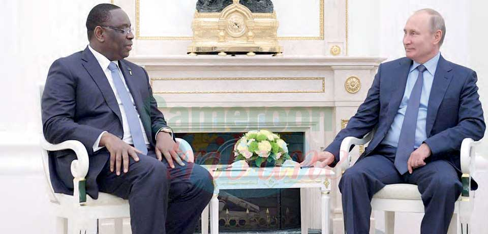 Le président en exercice de l’Union africaine, Macky Sall, rencontre ce vendredi à Sotchi le président russe, Vladimir Poutine, pour appeler à un cessez-le-feu avec l’Ukraine.