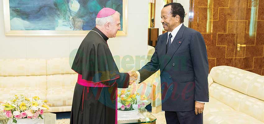 Cameroun-Vatican: le pape François écrit à Paul Biya