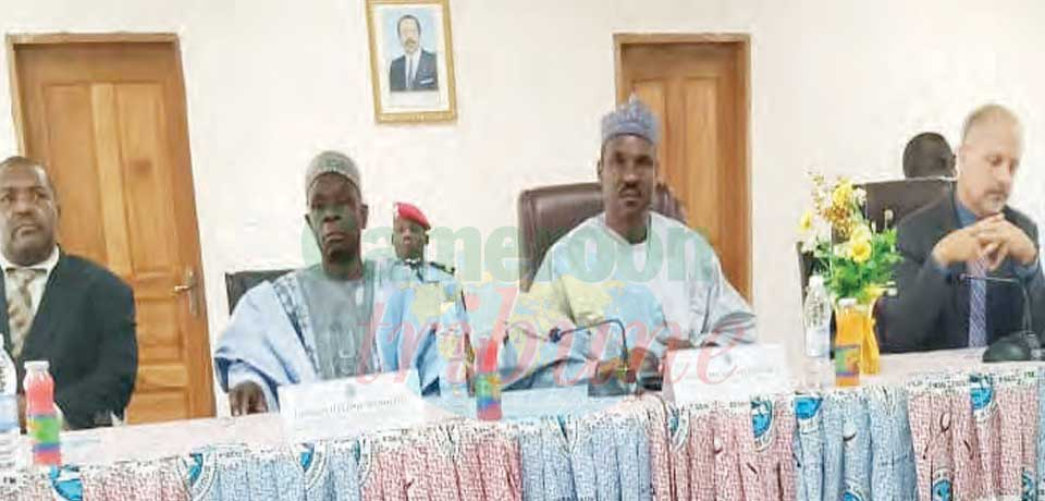 Université de Garoua : l’ambassadeur des Etats-Unis sous le charme Université de Garoua : l’ambassadeur des Etats-Unis sous le charme