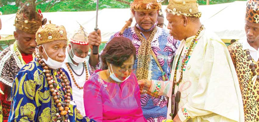 The event which took place recently in Meveo, Limbe I, Fako Division of the South West region equally witnessed the crowing of Minister Nalova Lyonga as Nyang’a Mboa. The event which took place recently in Meveo, Limbe I, Fako Division of the South West region equally witnessed the crowing of Minister Nalova Lyonga as Nyang’a Mboa.