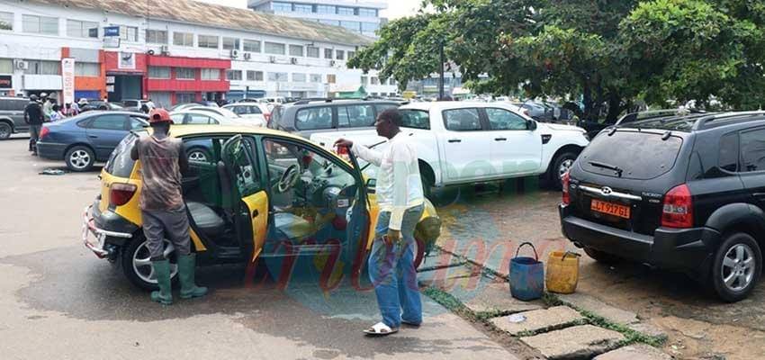 Douala: les laveurs de la place du Gouvernement sollicitent une rencontre