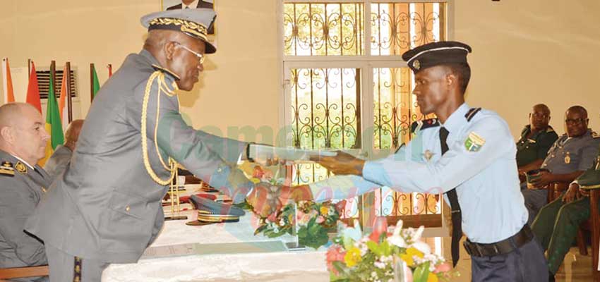 Maintien de l'ordre: une vingtaine de moniteurs formés