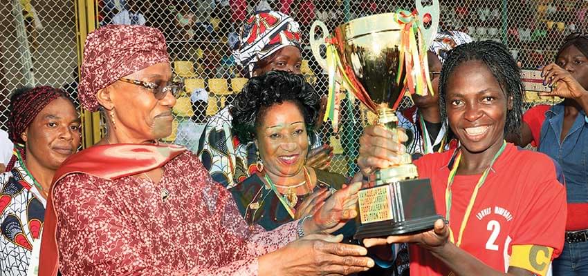 Coupe du Cameroun de football féminin:Louves Minproff conserve son trophée