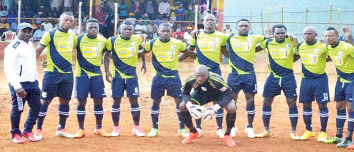 Lion blessé: l’appétit vient en mangeant Lion blessé: l’appétit vient en mangeant