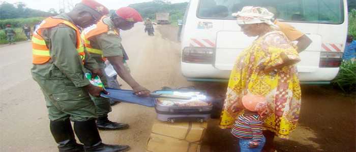 La gendarmerie veille à la Prévention routière à Boumnyebel La gendarmerie veille à la Prévention routière à Boumnyebel