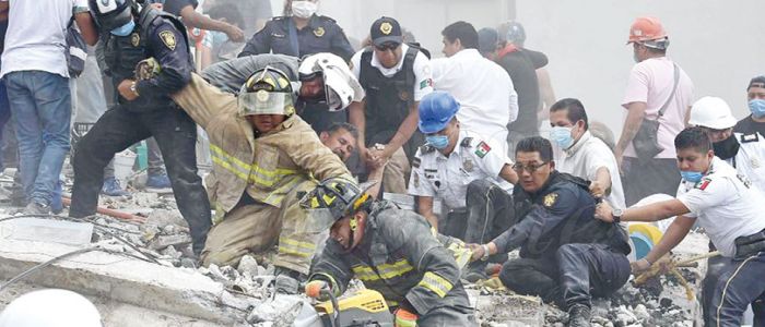 Mexique: plus de 200 morts dans un séisme