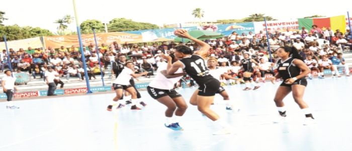 Handball Cup: TKC, FAP Lift Trophies