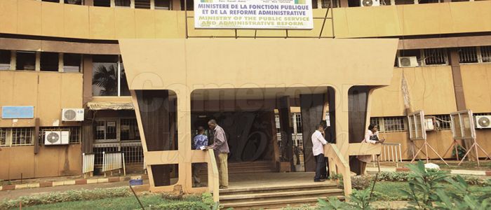 Fonction publique : plus de 1300 places à prendre Fonction publique : plus de 1300 places à prendre