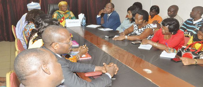 Célébration: ode à la femme rurale Célébration: ode à la femme rurale