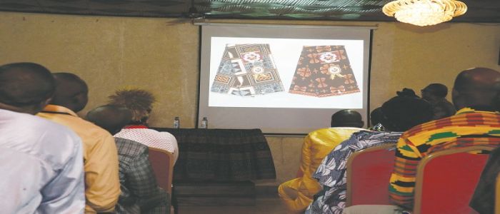 Pagnes camerounais: des pistes pour contrer la concurrence