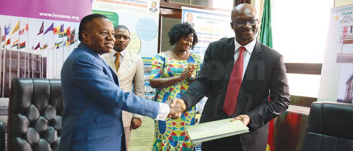 Don d’ordinateurs du chef de l’Etat: Microsoft impliqué Don d’ordinateurs du chef de l’Etat: Microsoft impliqué